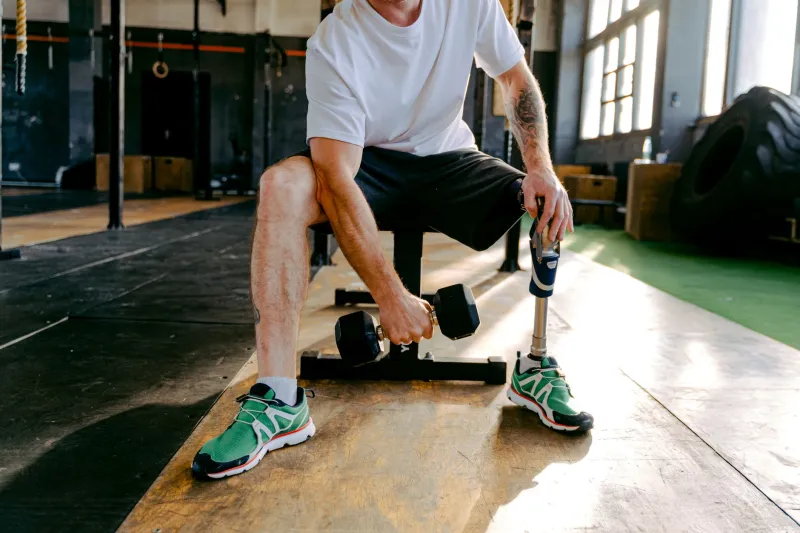 Why Serious Athletes Are Quietly Swapping Their $200 Sneakers for FitFlops on Off Days